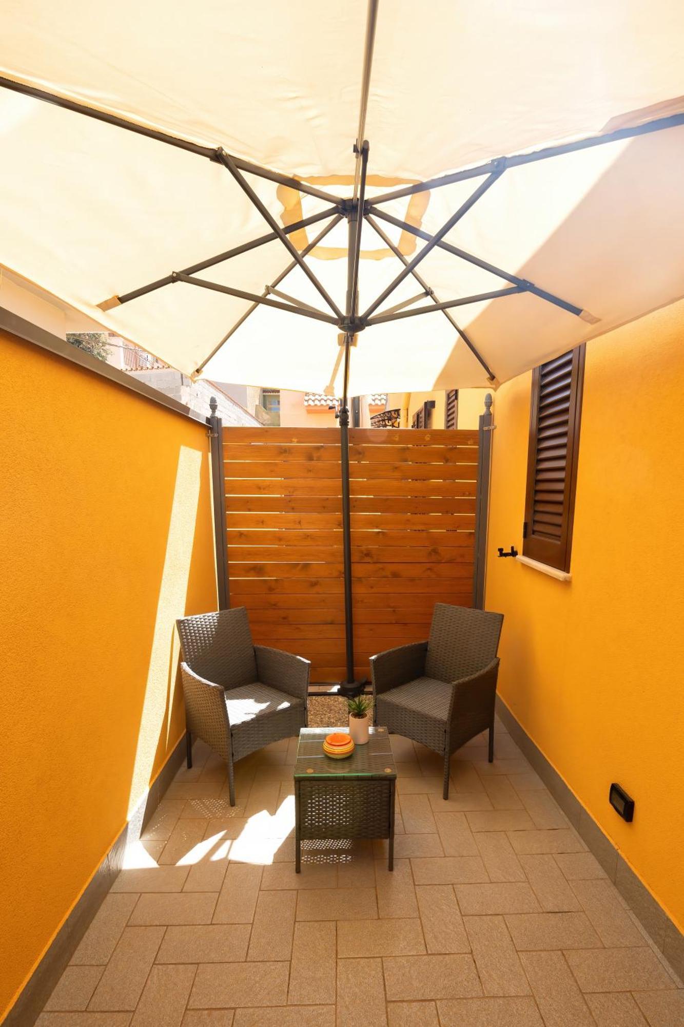Sunset House Acomodação com café da manhã Balestrate Exterior foto